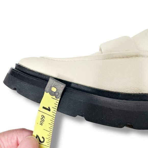 Vince Robin Leather Loafer in Moonlight Cream Lug Soled Heeled Women’s Size 7.5 - Picture 10 of 11